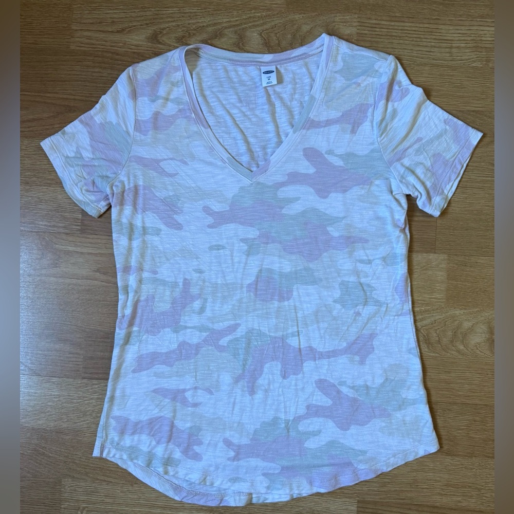 Old Navy Luxe XS Camouflage Tee